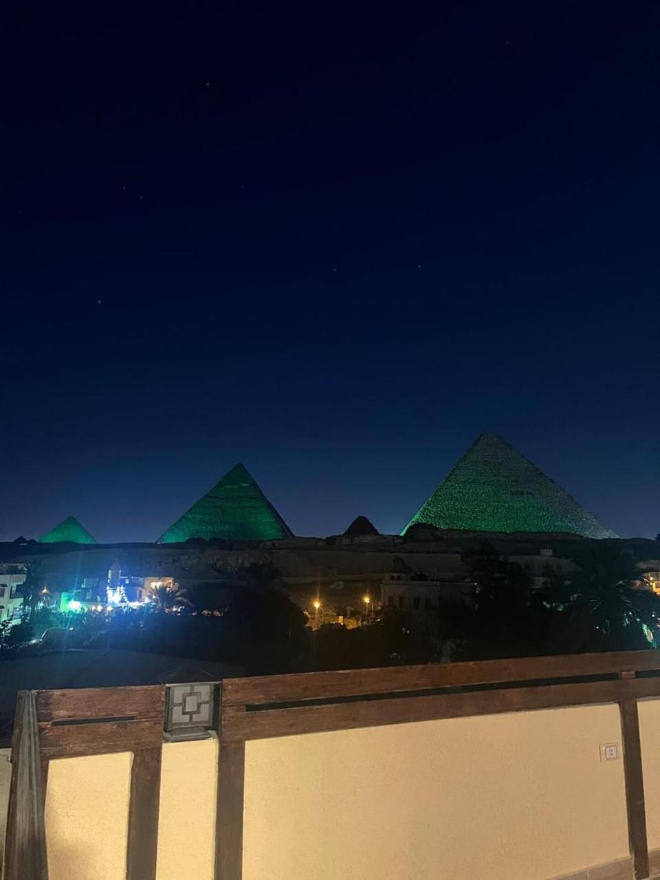 Pyramids Era View 호텔 Kafret el-Gabal 외부 사진